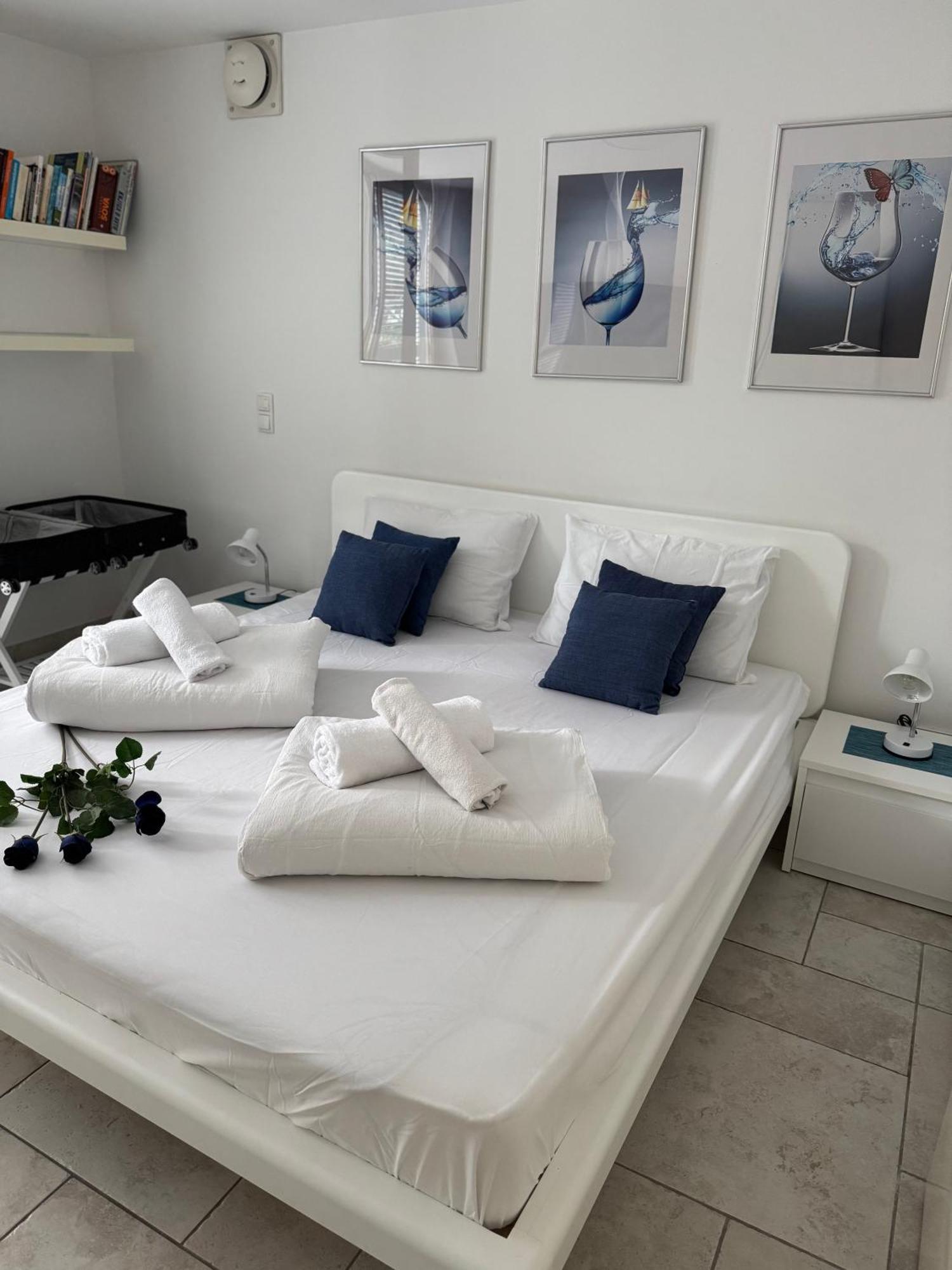 Anabella Apartment Izola Exterior photo