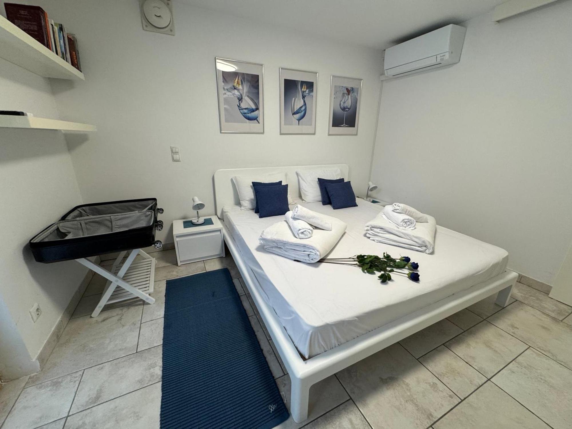 Anabella Apartment Izola Exterior photo